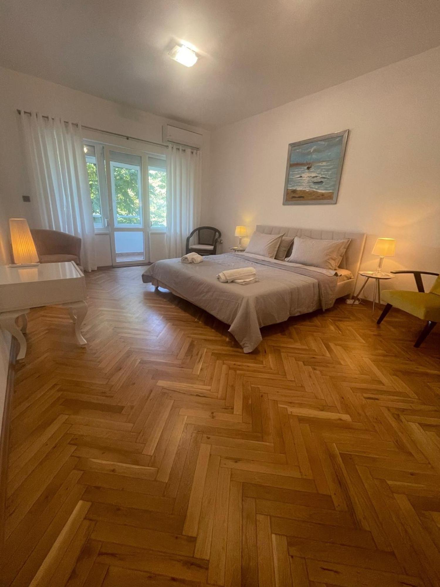 Varna City Park Apartament Buitenkant foto